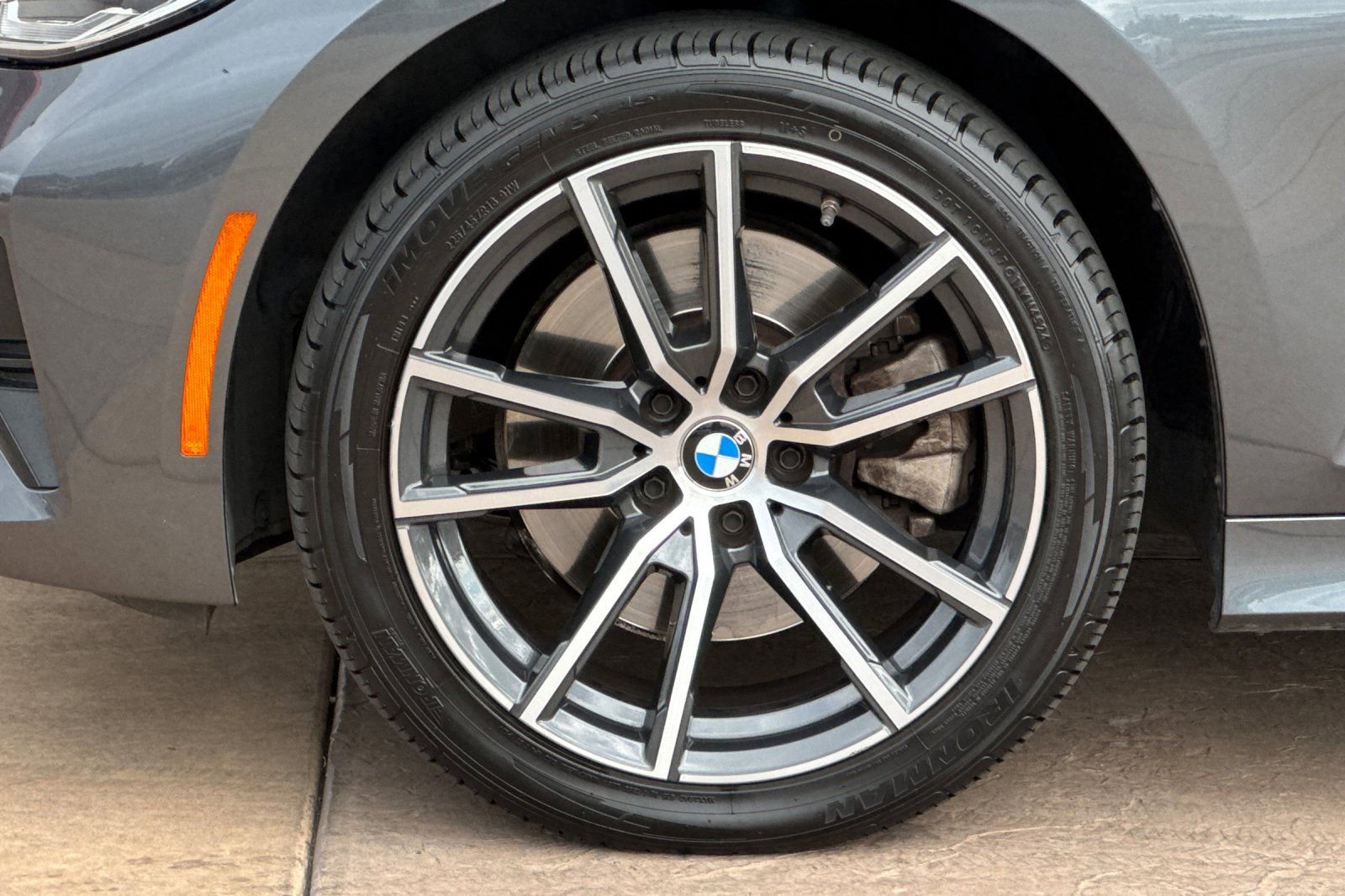 Used 2022 BMW 330i xDrive Sedan w/ Convenience Package image 33