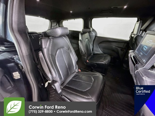 Used 2020 Chrysler Pacifica Touring-L Plus FWD image 33