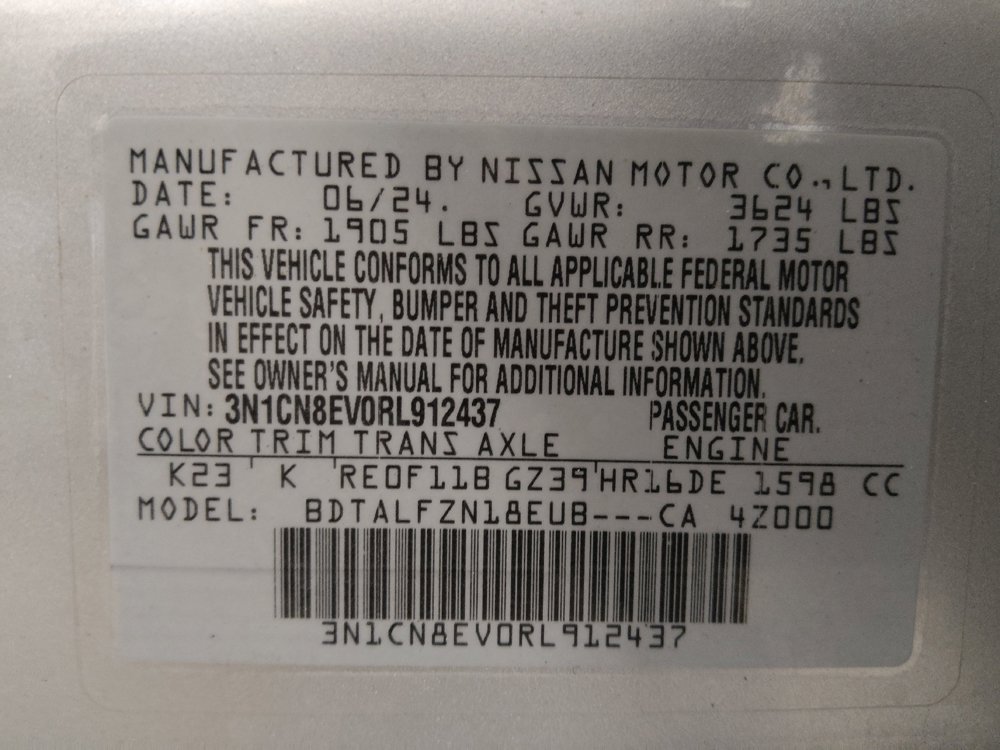 Used 2024 Nissan Versa SV image 33