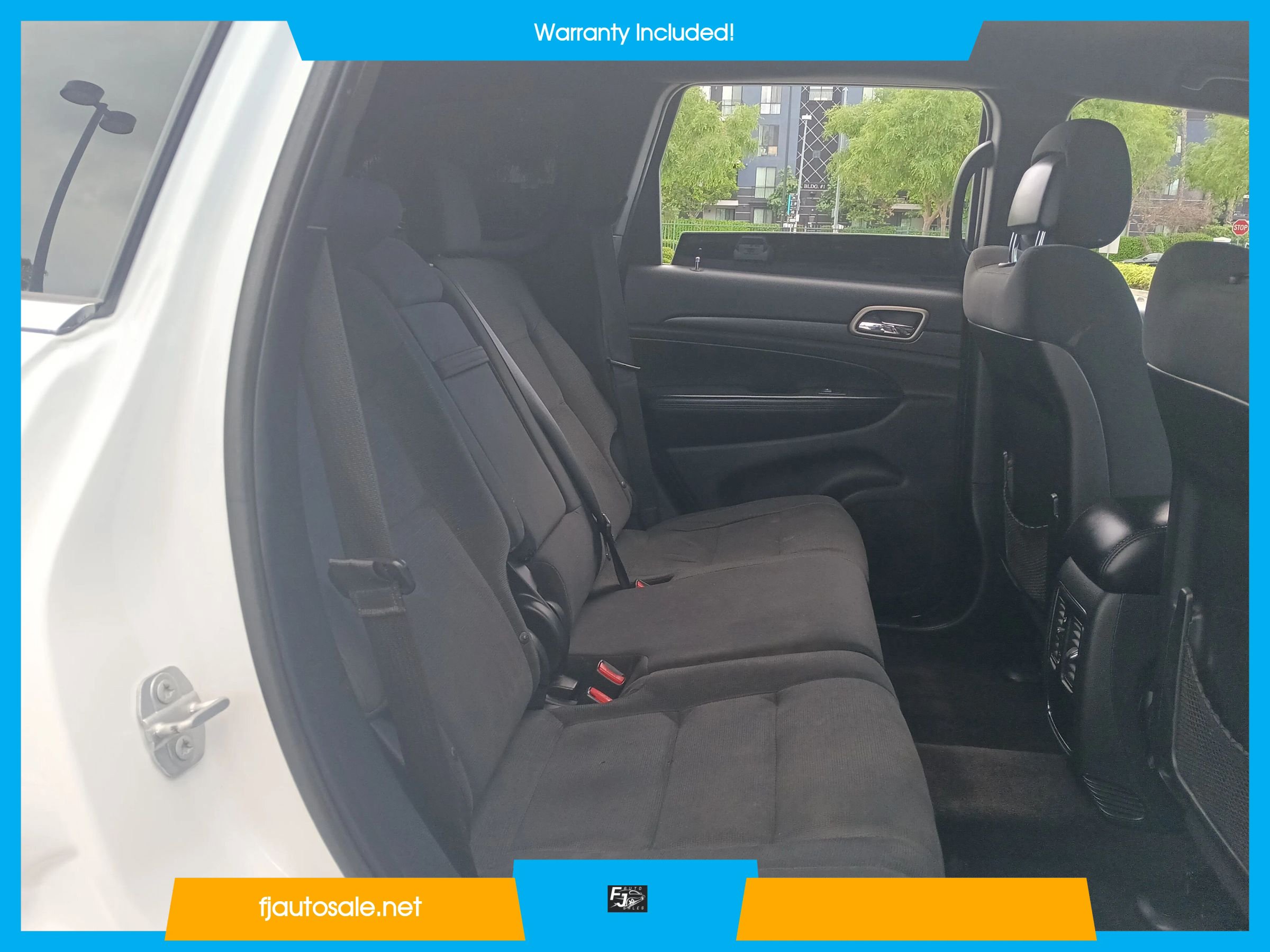 Used 2017 Jeep Grand Cherokee Laredo RWD image 12