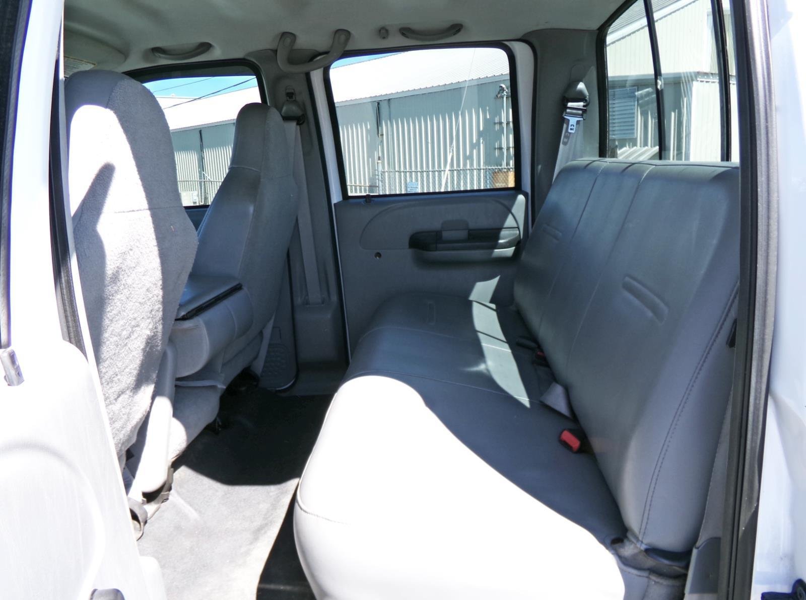 Used 2006 Ford F350 XL RWD image 14