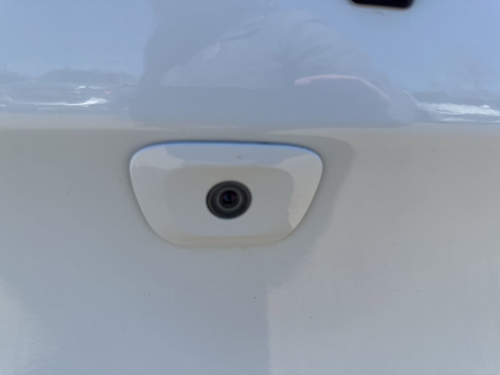 Used 2014 Jeep Cherokee Limited w/ Trailer Tow Group image 7