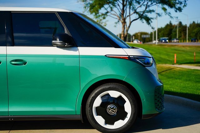 New 2025 Volkswagen ID. Buzz 1st Edition image 40