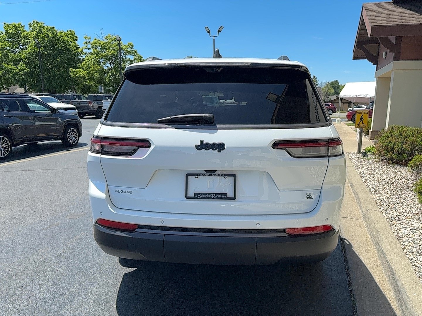 New 2026 Jeep Grand Cherokee L Limited AWD/4WD image 17