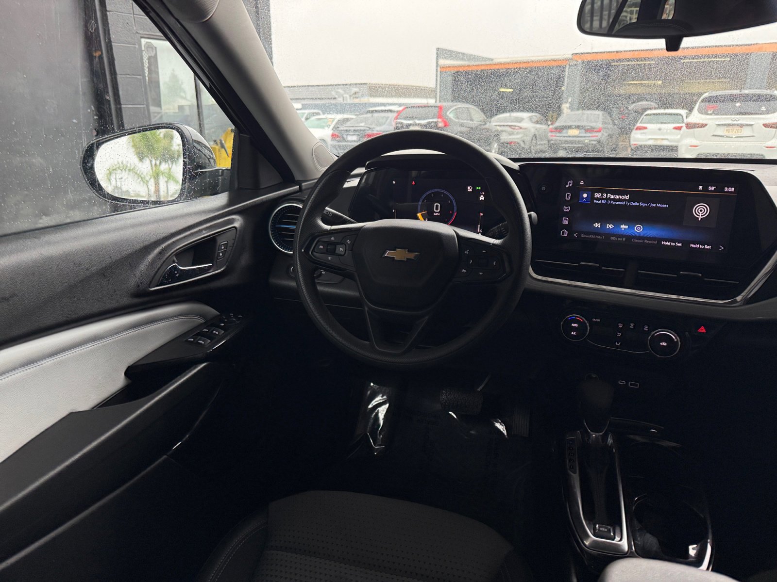 Used 2025 Chevrolet Trax LT image 20