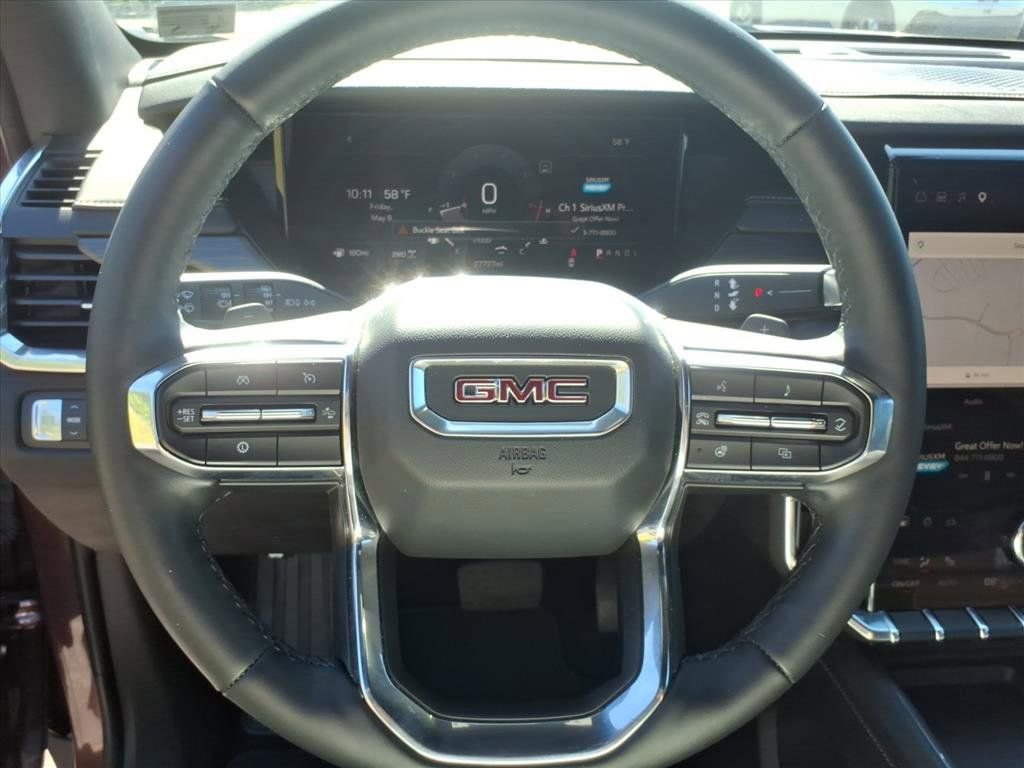 Used 2024 GMC Acadia Elevation w/ Luxury Package AWD/4WD image 28