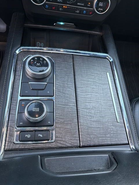 Used 2021 Ford Expedition Limited AWD/4WD image 20