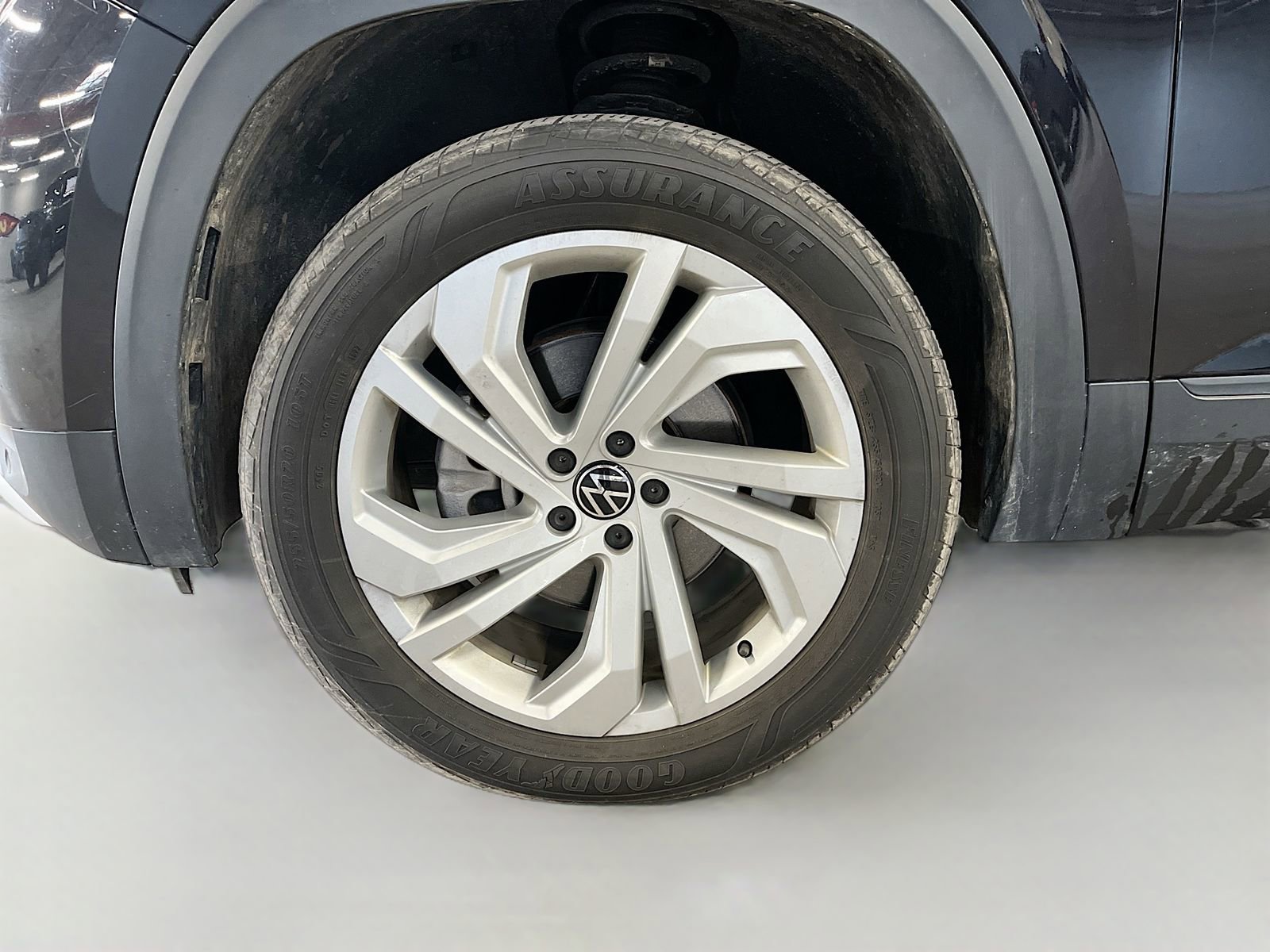 Used 2022 Volkswagen Atlas SE image 31