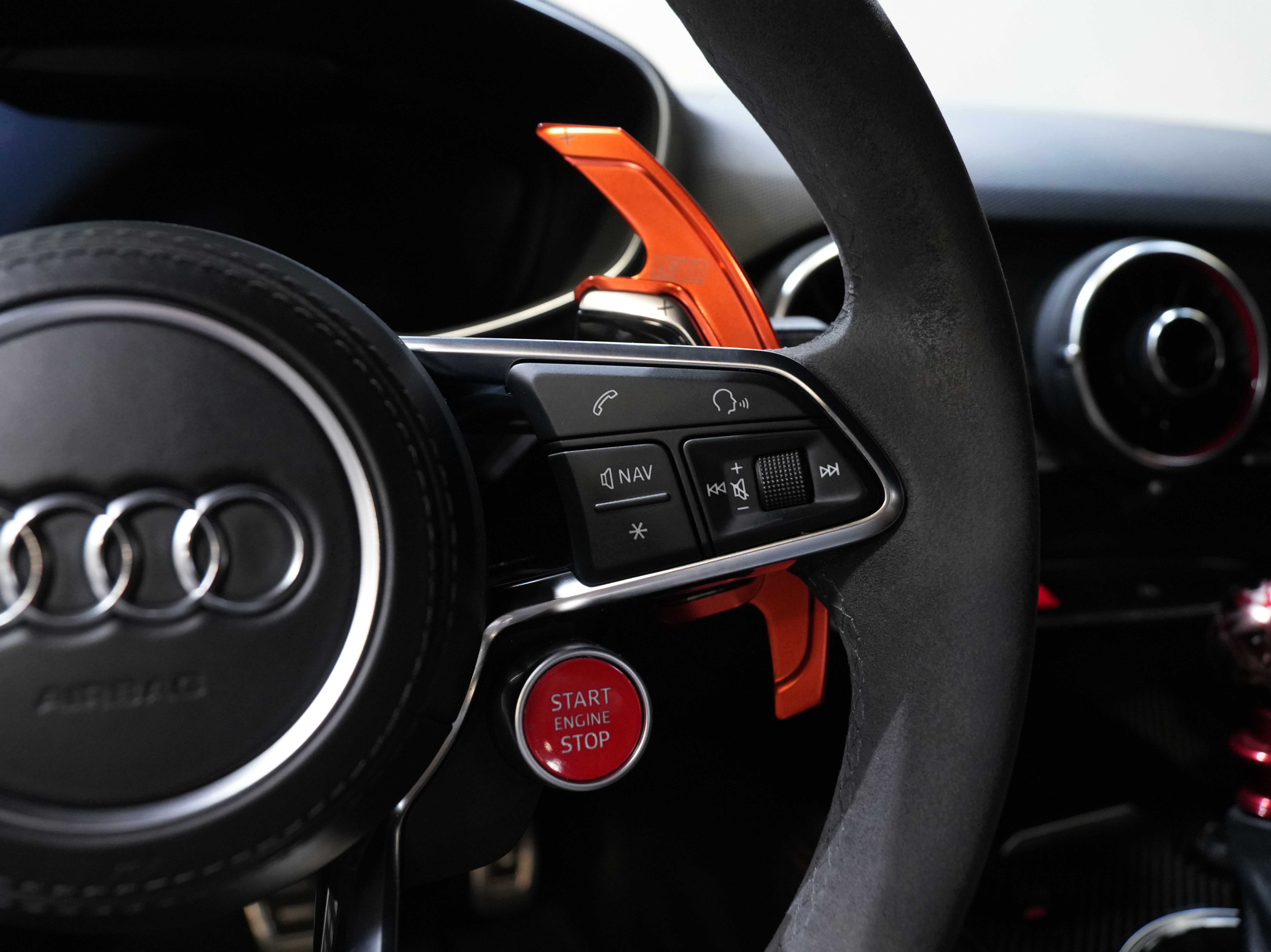 Used 2019 Audi TT RS w/ Technology Package image 35