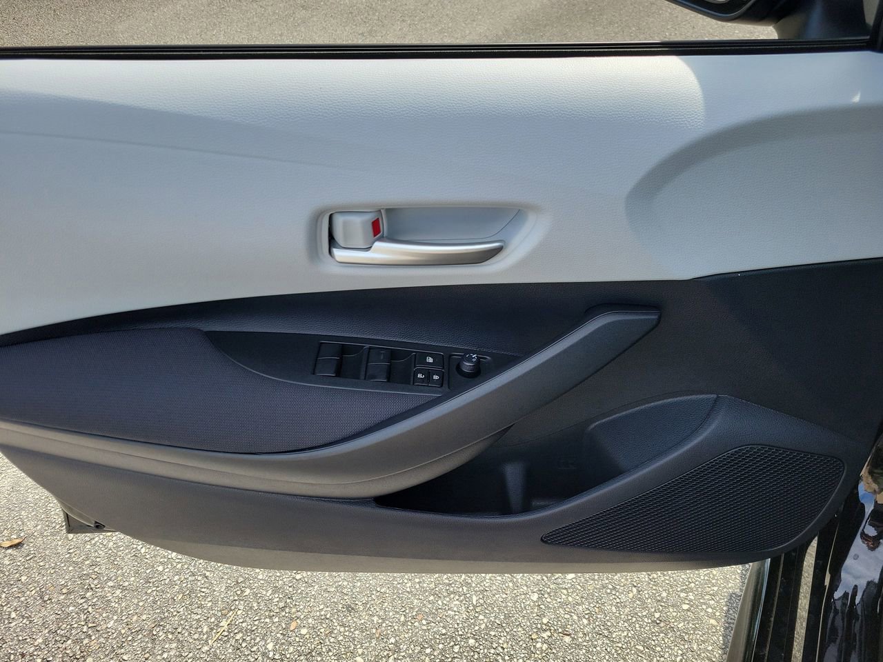 New 2026 Toyota Corolla SE image 13