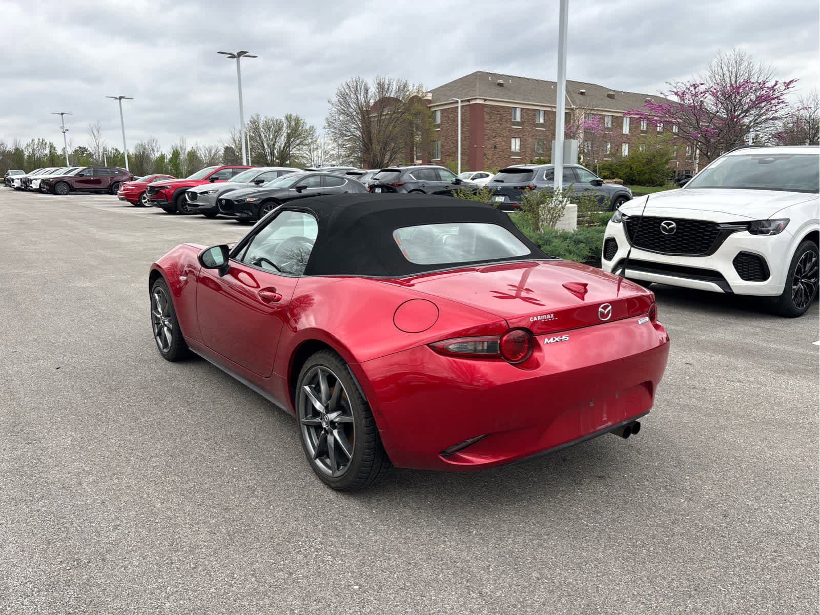 Used 2016 MAZDA MX-5 Miata Grand Touring image 3