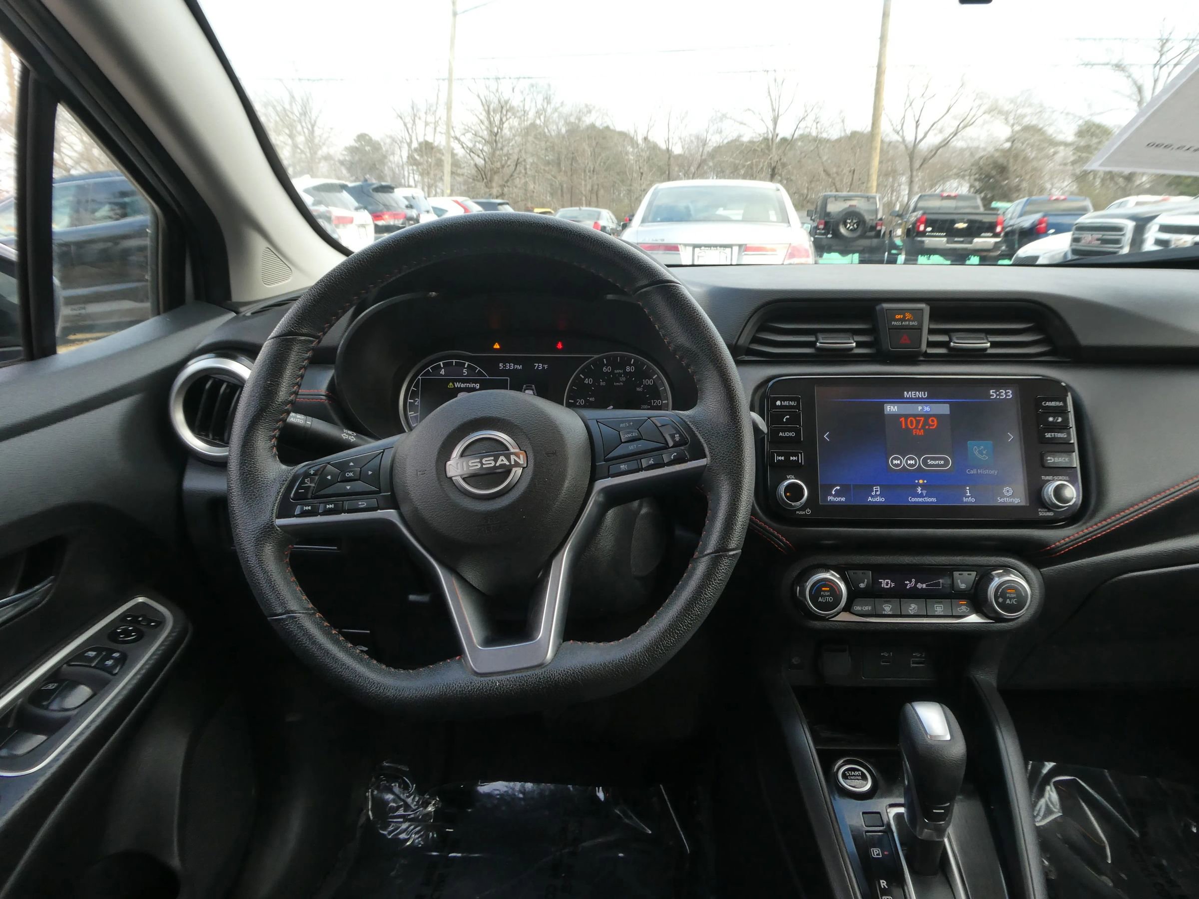 Used 2024 Nissan Versa SR w/ Trunk Package image 15