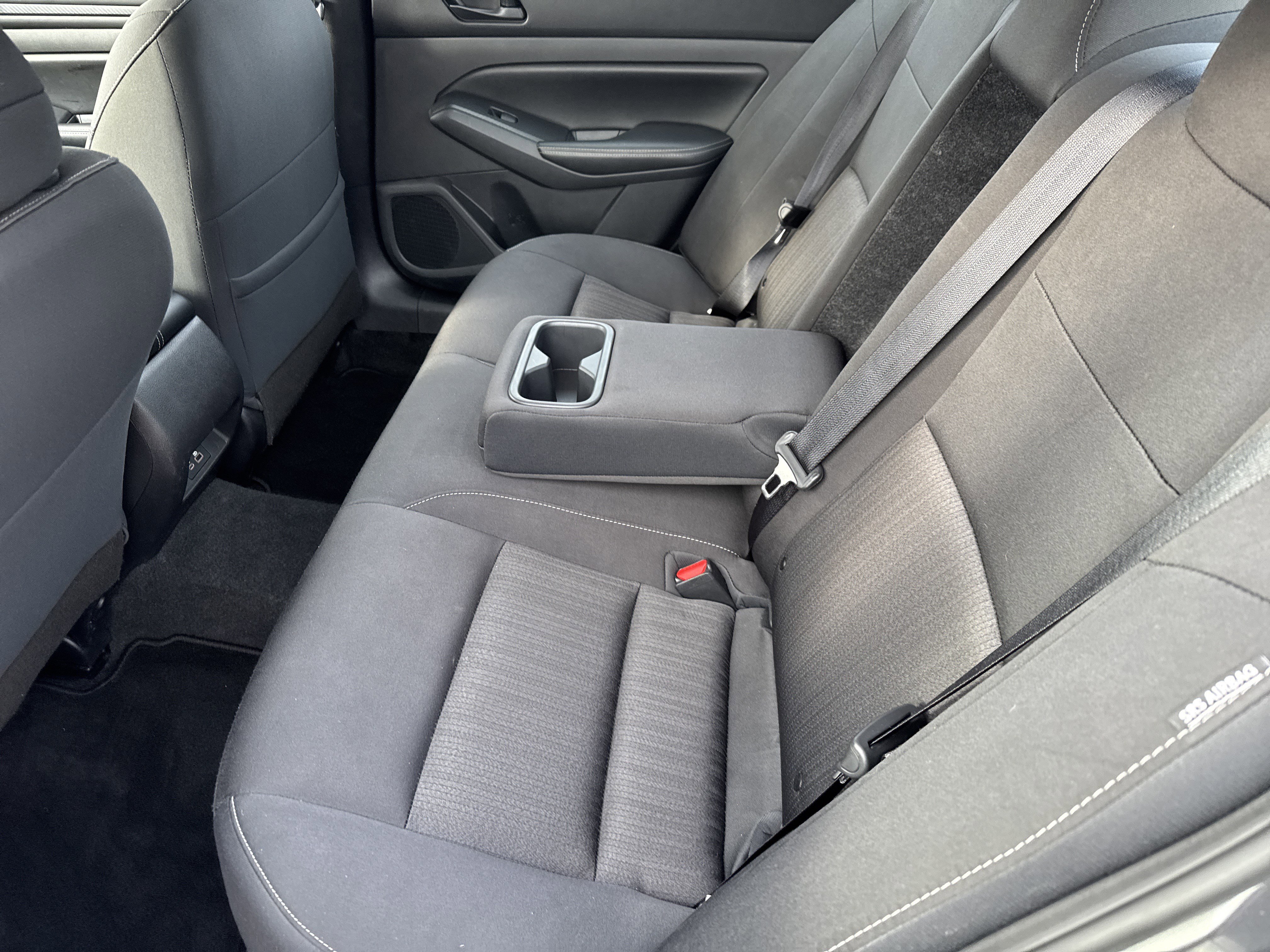 Used 2024 Nissan Altima 2.5 SV image 6