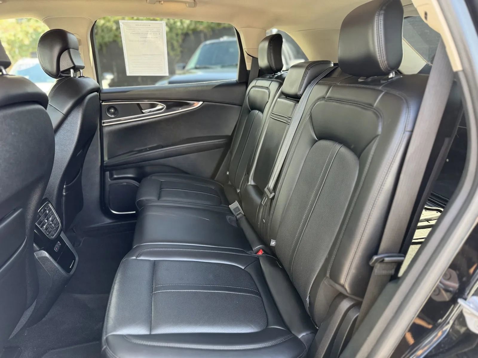 Used 2023 Lincoln Nautilus Reserve w/ Equipment Group 201A image 16