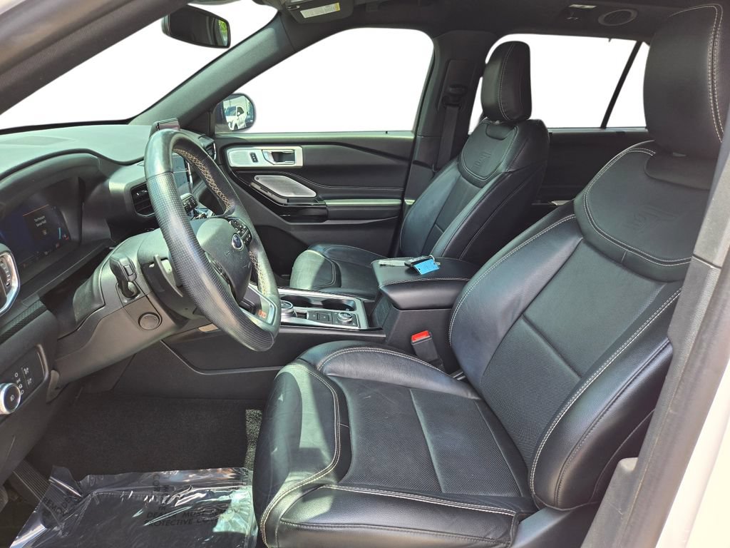Used 2021 Ford Explorer ST w/ Equipment Group 401A AWD/4WD image 18