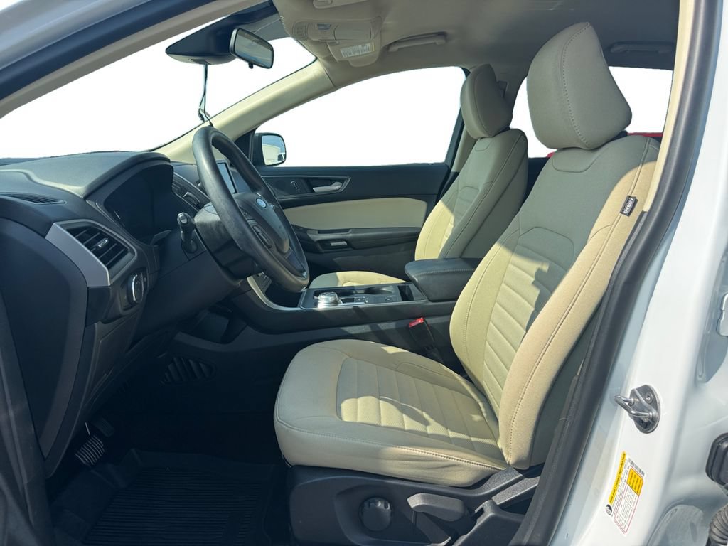 Used 2024 Ford Edge SE w/ Cargo Accessory Package AWD/4WD image 9