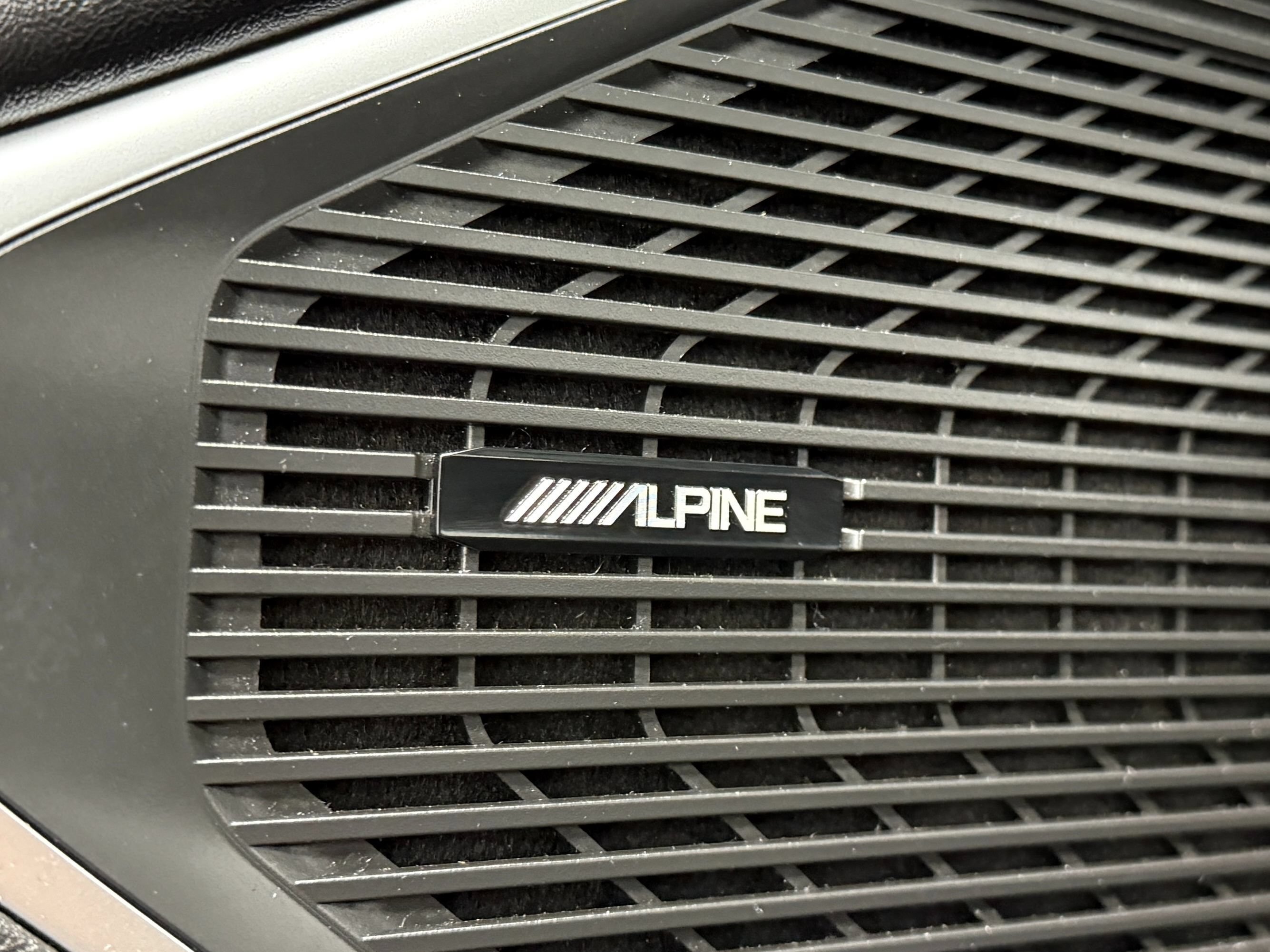 Used 2024 Jeep Wagoneer Series II AWD/4WD image 11