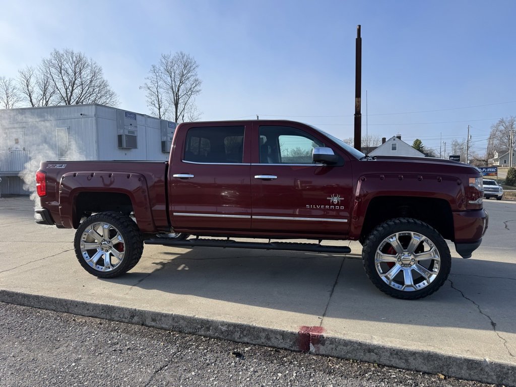 Used 2017 Chevrolet Silverado 1500 LTZ Z71 w/ LTZ Plus Package image 5