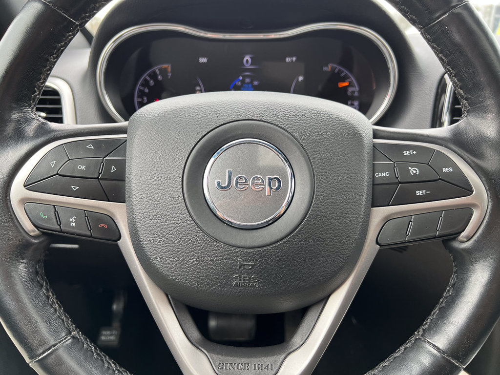 Used 2021 Jeep Grand Cherokee Limited AWD/4WD image 21