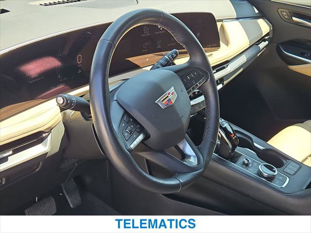 Used 2024 Cadillac XT4 Luxury w/ Cold Weather Package FWD image 14
