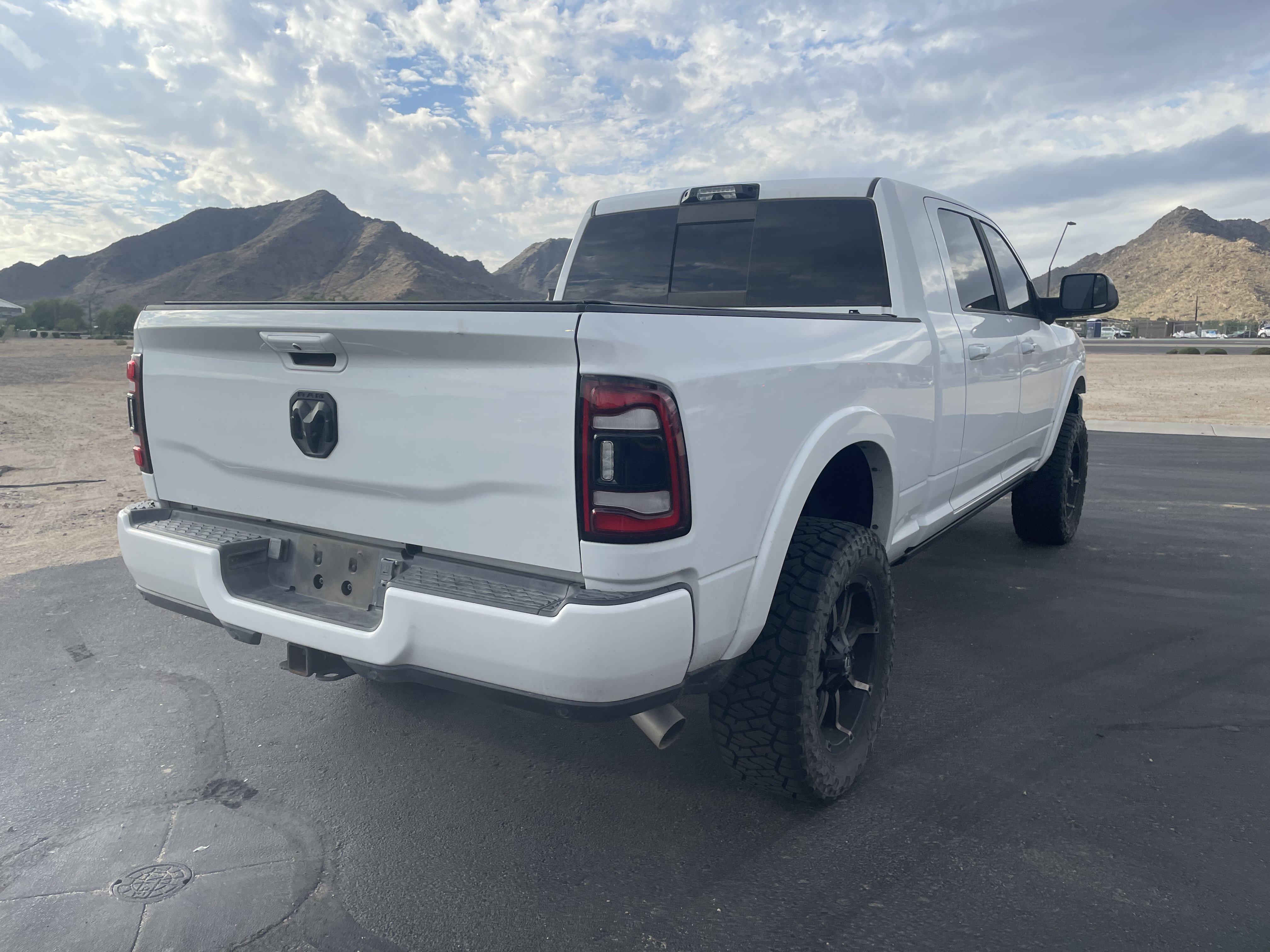 Used 2022 RAM 2500 Laramie AWD/4WD image 5