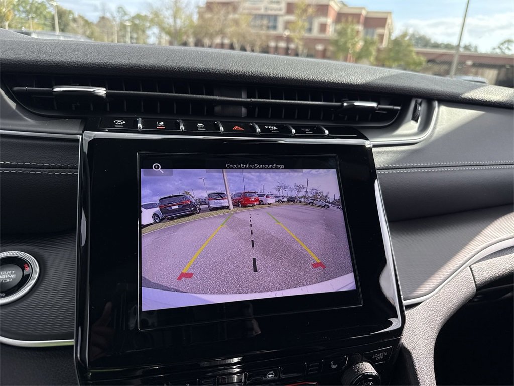 New 2025 Jeep Grand Cherokee Altitude image 22