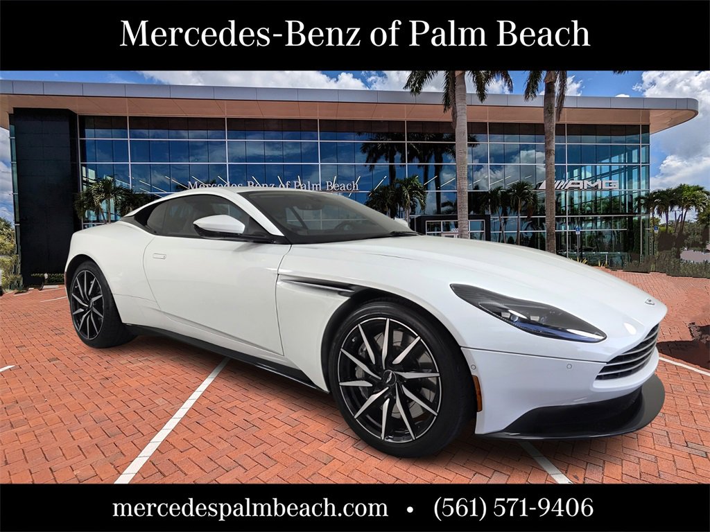 Used 2023 Aston Martin DB11 Coupe image 1