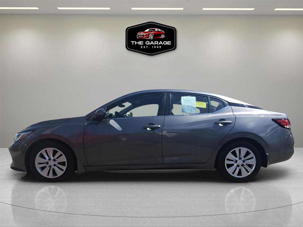 Used 2020 Nissan Sentra S FWD image 2