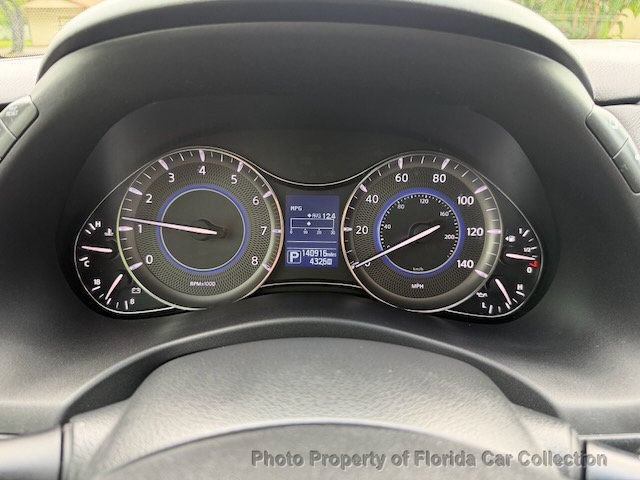 Used 2013 INFINITI QX56 2WD w/ Deluxe Touring Pkg image 38
