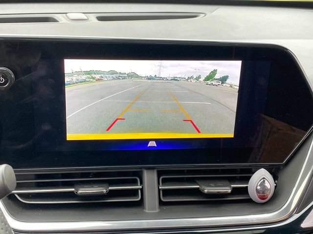 Used 2024 Chevrolet Trax RS w/ Sunroof Package FWD image 30