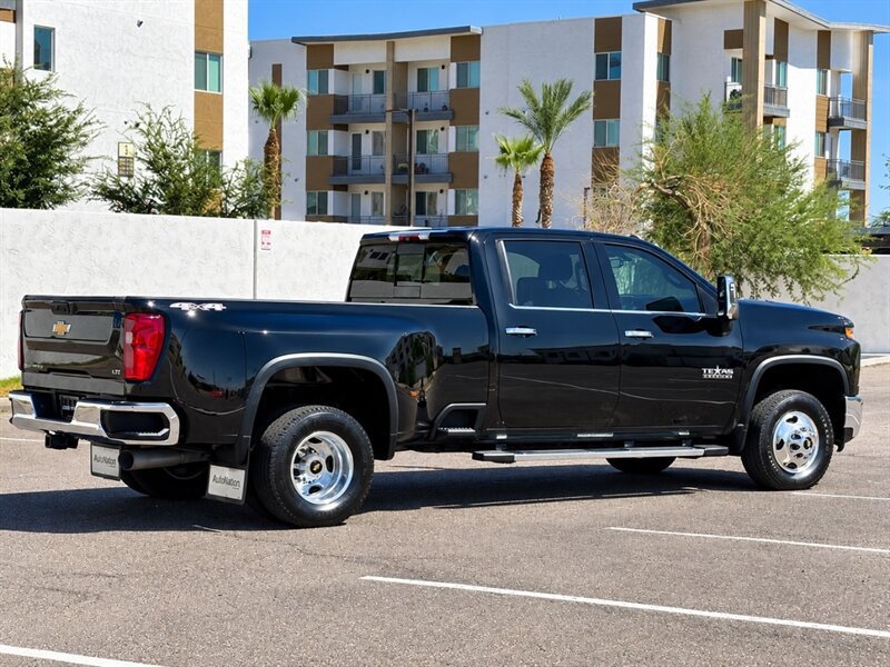 Used 2022 Chevrolet Silverado 3500 LTZ AWD/4WD image 5
