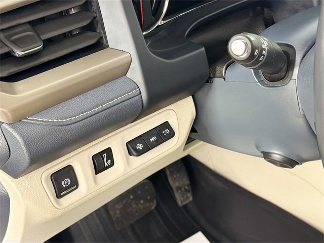 Used 2023 GMC Acadia Denali image 10