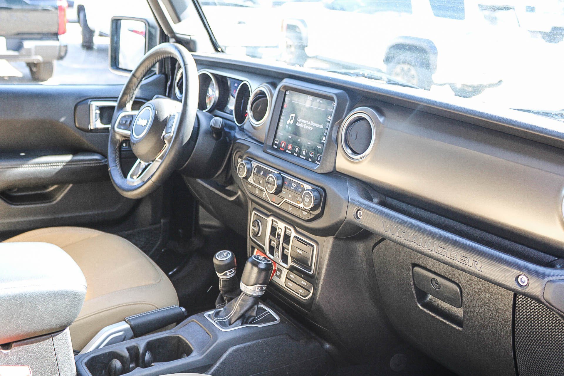 Used 2018 Jeep Wrangler Unlimited Rubicon AWD/4WD image 18