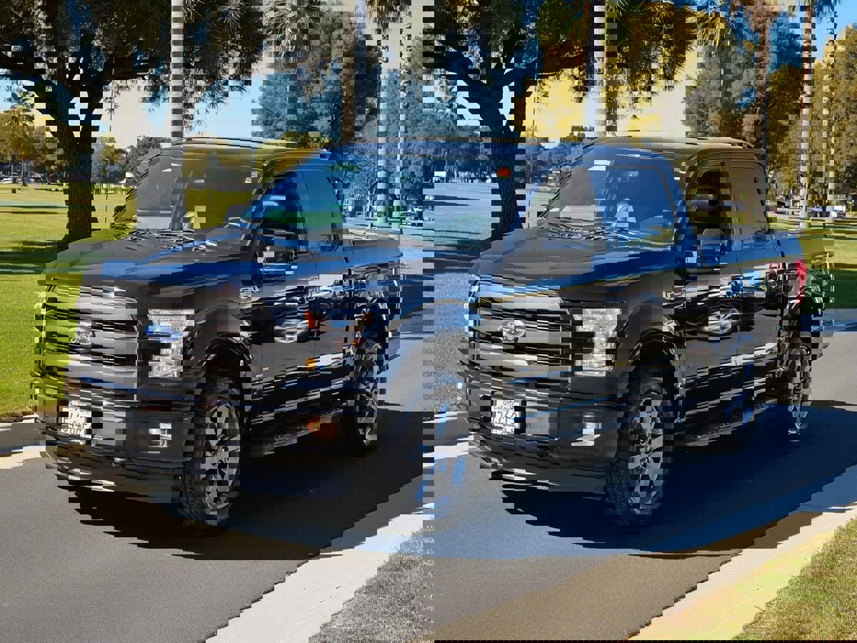 Used 2017 Ford F150 Lariat image 4