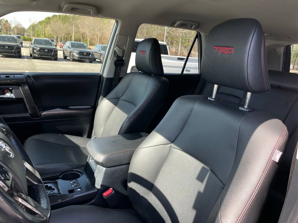 Used 2024 Toyota 4Runner TRD Off-Road Premium AWD/4WD image 26
