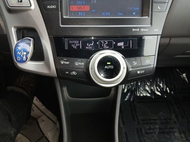 Used 2012 Toyota Prius V Three FWD image 21