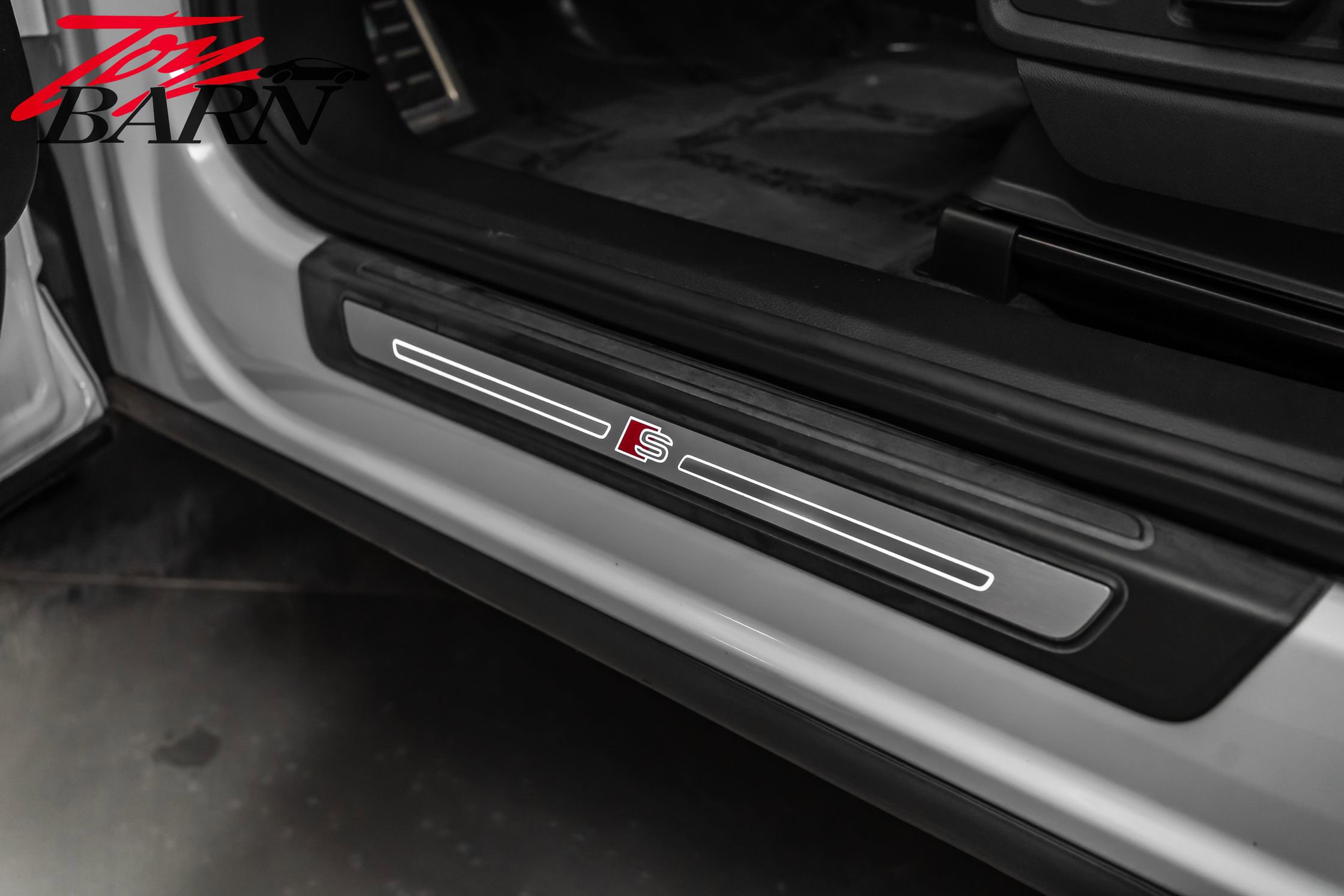 Used 2024 Audi SQ5 Prestige image 24