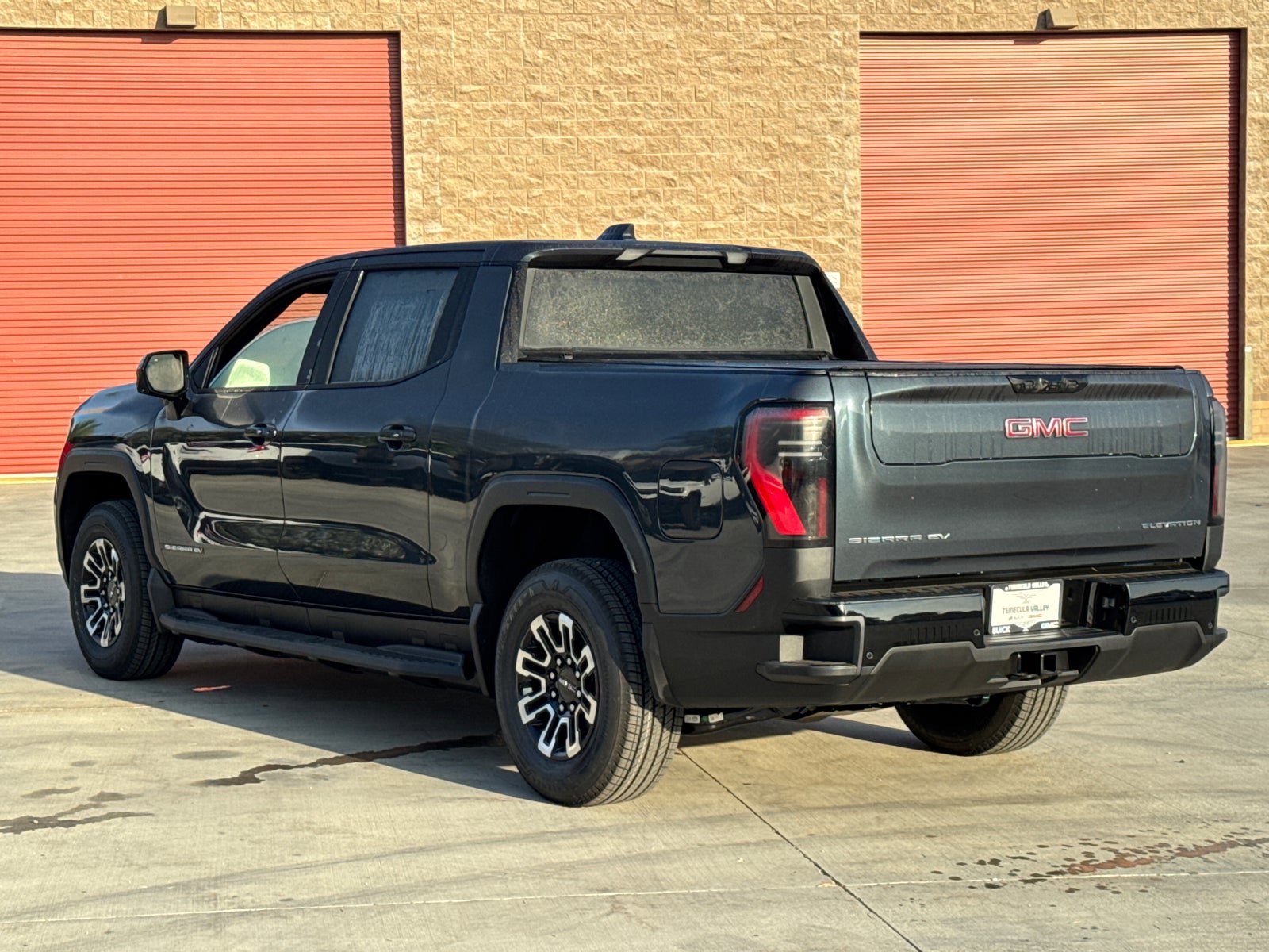 Used 2026 GMC Sierra EV Elevation AWD/4WD image 12