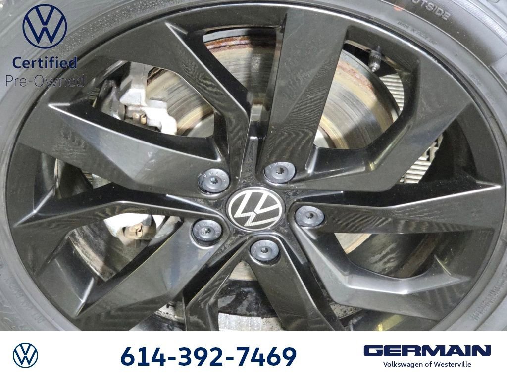 Certified 2022 Volkswagen Taos SE image 12