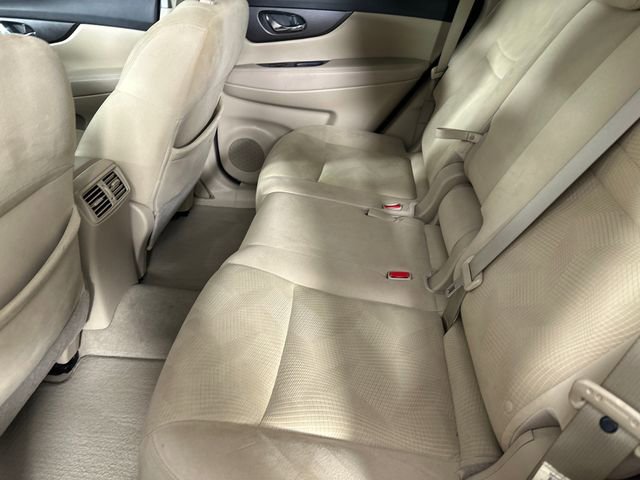 Used 2014 Nissan Rogue SV FWD image 16