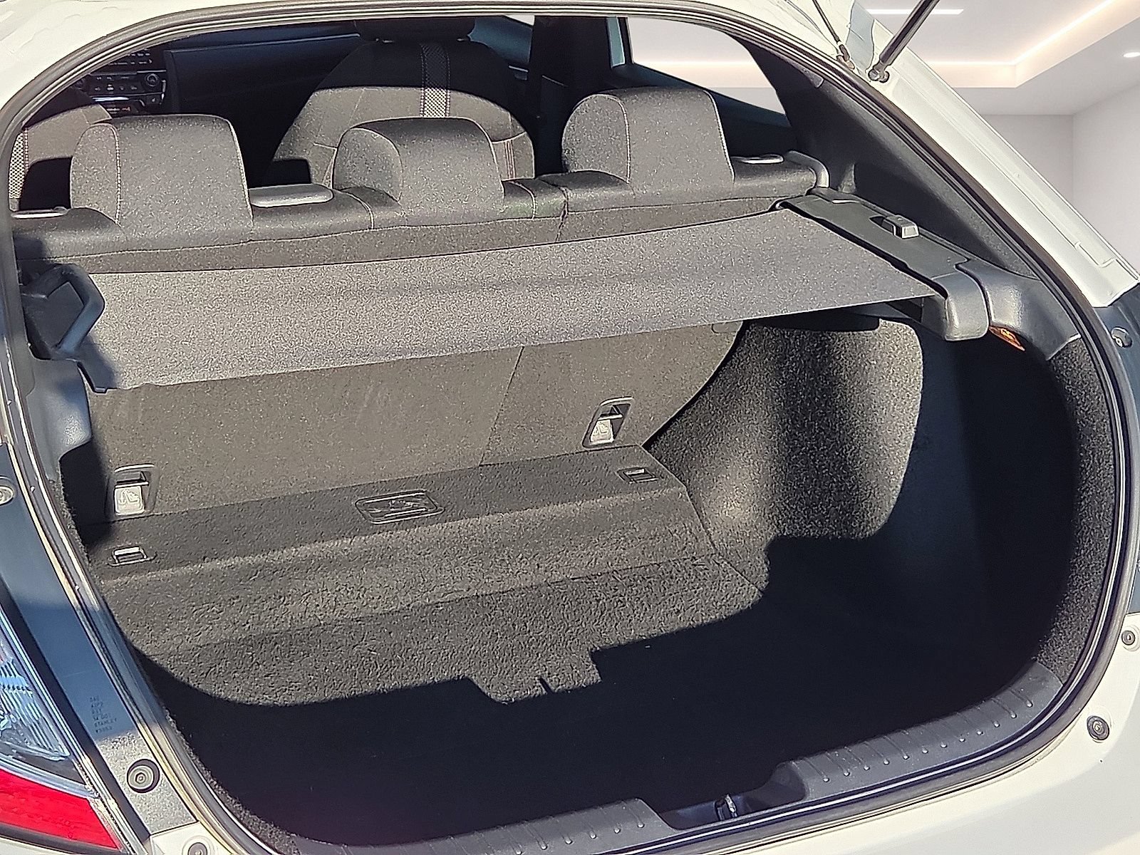 Used 2021 Honda Civic EX image 8