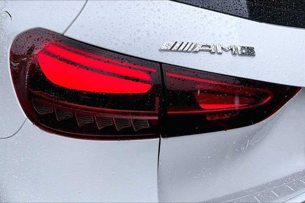 Certified 2025 Mercedes-Benz GLA 35 AMG 4MATIC image 32