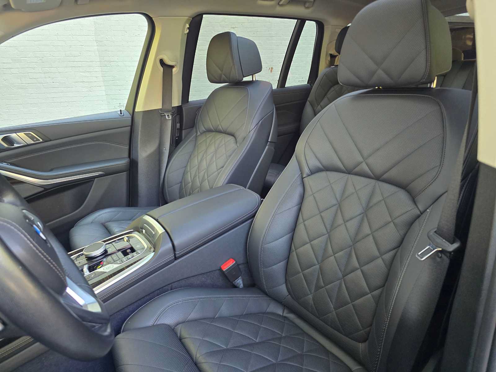 Used 2025 BMW X7 xDrive40i AWD/4WD image 22