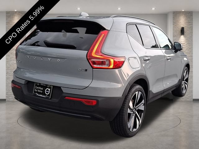 Certified 2024 Volvo XC40 B5 Plus w/ Climate Package AWD/4WD image 7