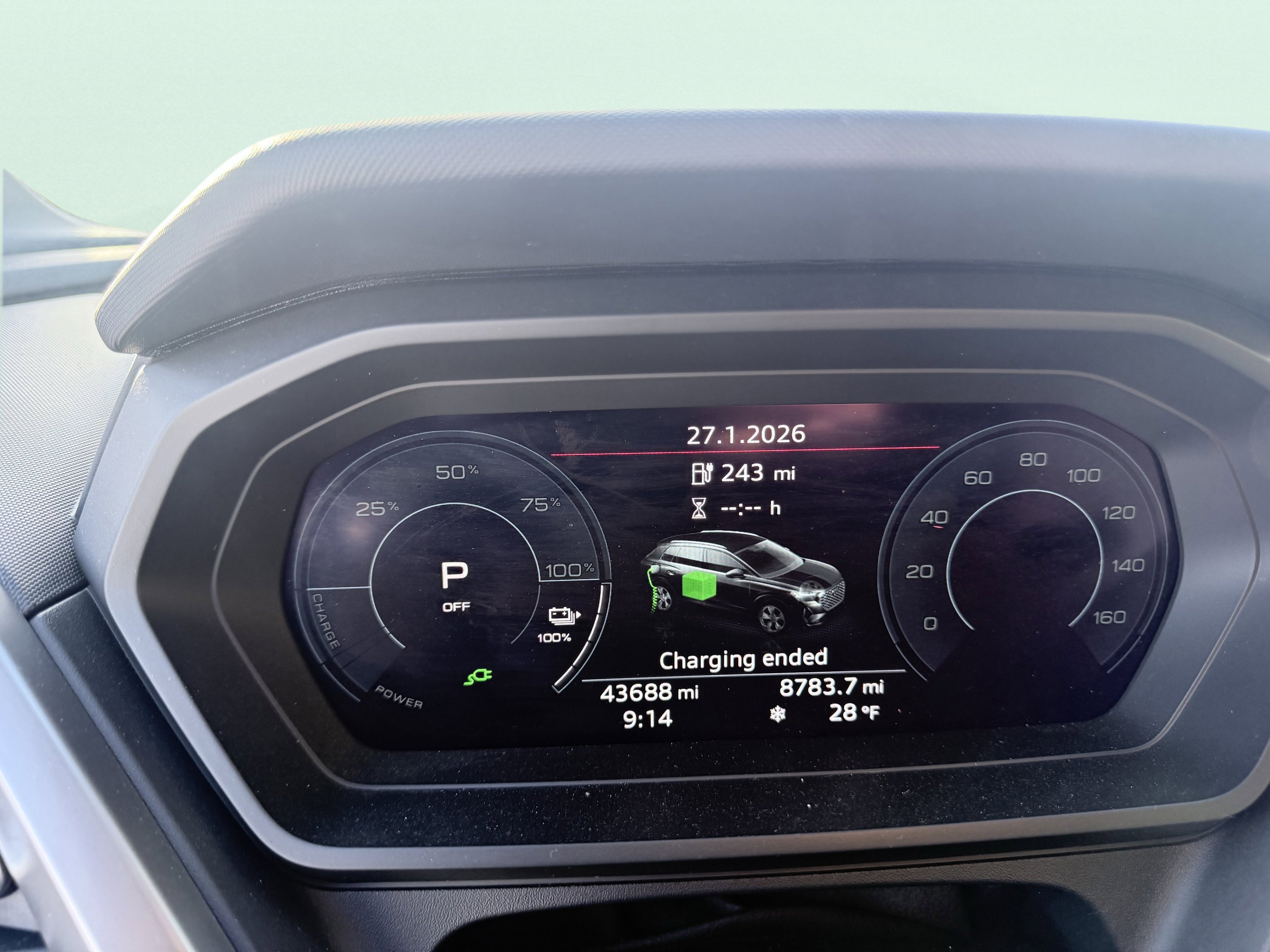 Used 2023 Audi Q4 e-tron Premium Plus w/ Premium Plus image 43