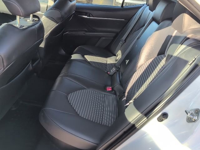 Used 2023 Toyota Camry SE image 13