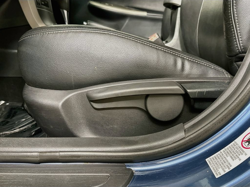 Used 2013 Toyota Corolla S w/ Premium Complete Pkg FWD image 20