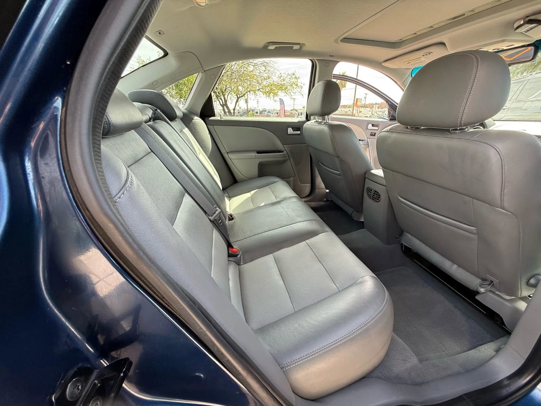 Used 2006 Mercury Montego Premier image 29