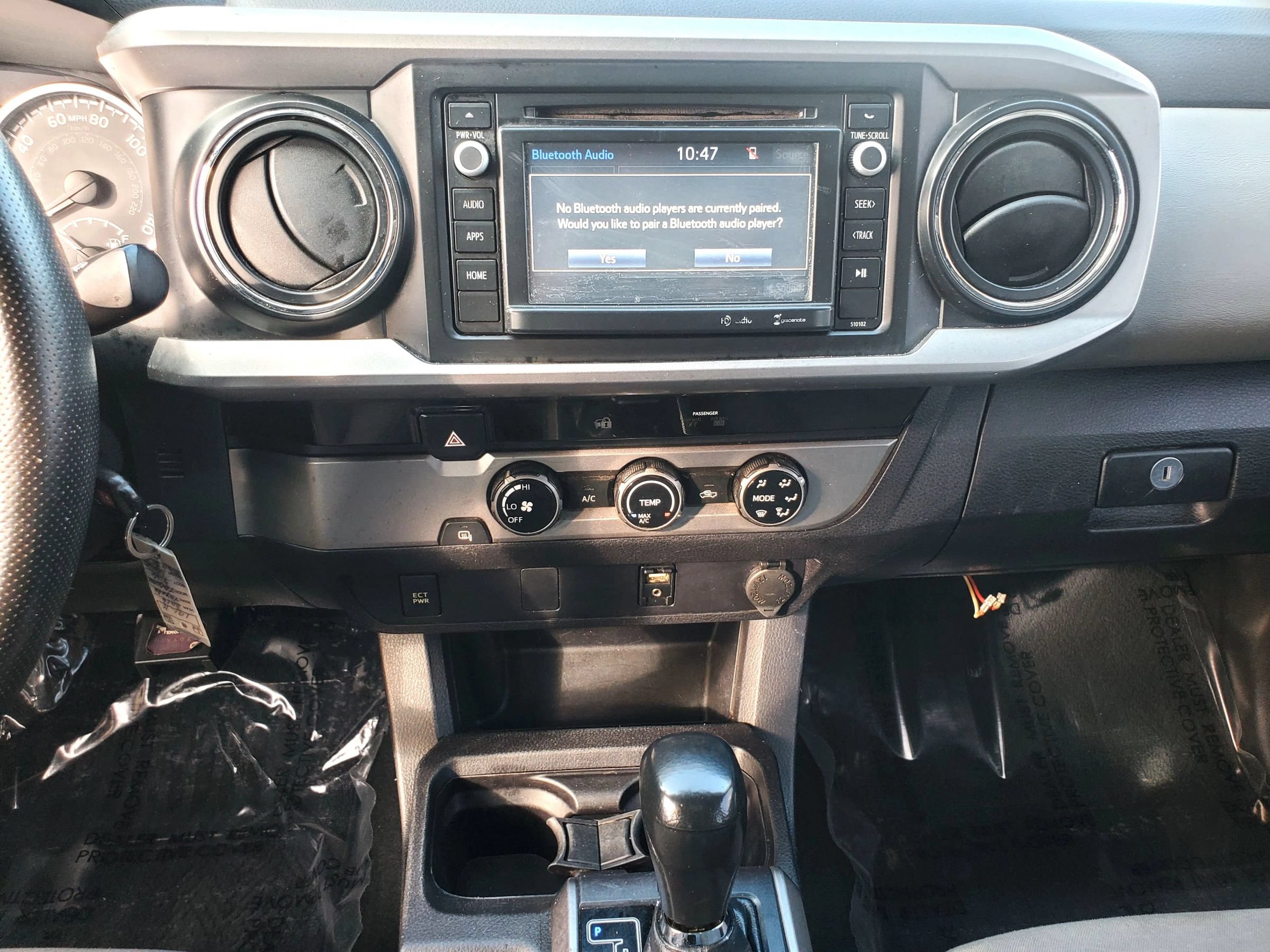 Used 2016 Toyota Tacoma SR5 w/ Towing Package RWD image 32