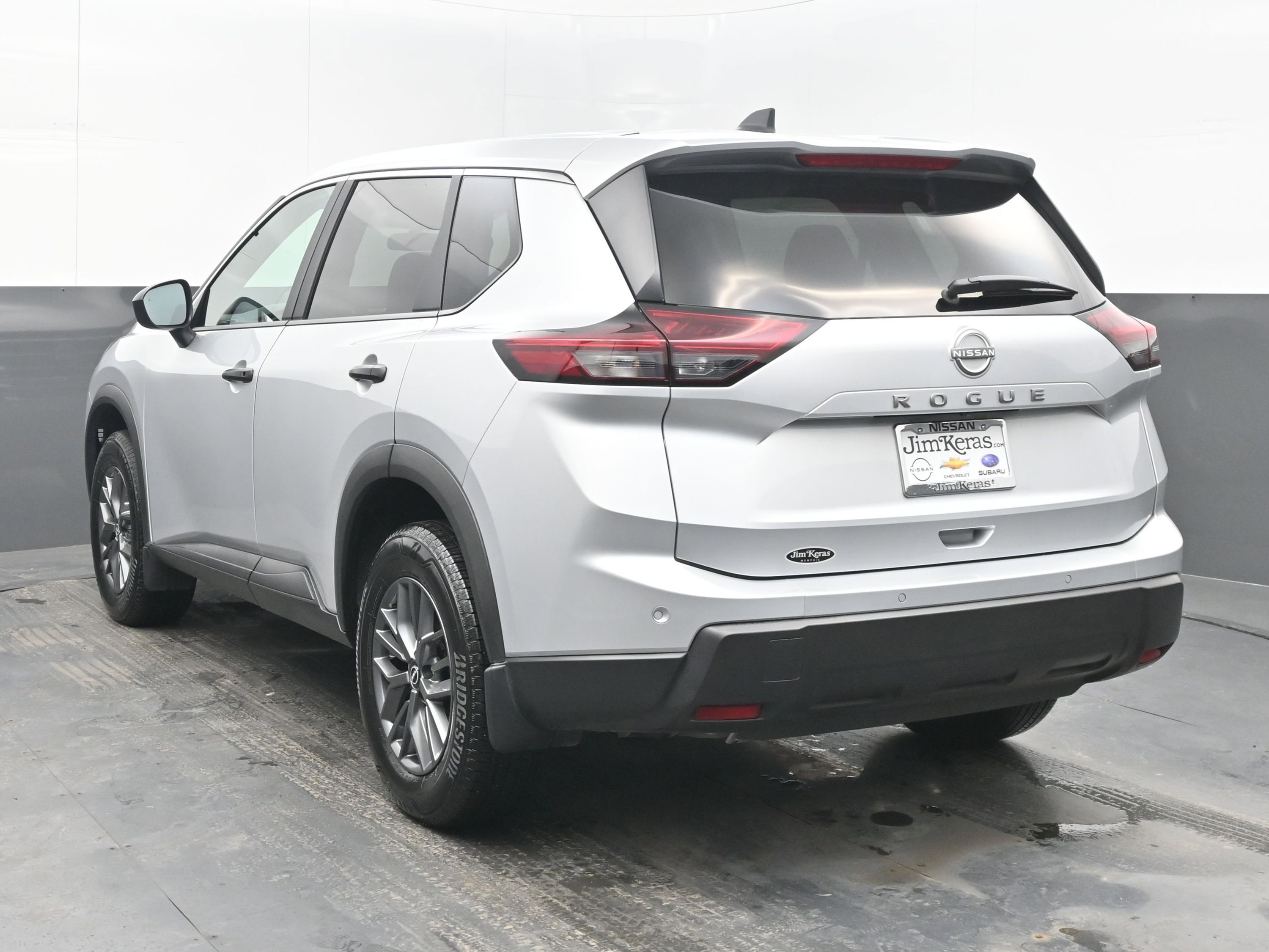 Certified 2025 Nissan Rogue S image 6